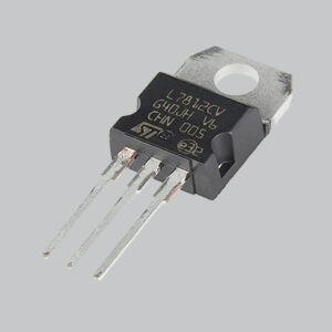 LM 7812